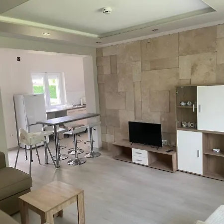 Szeplak アパート